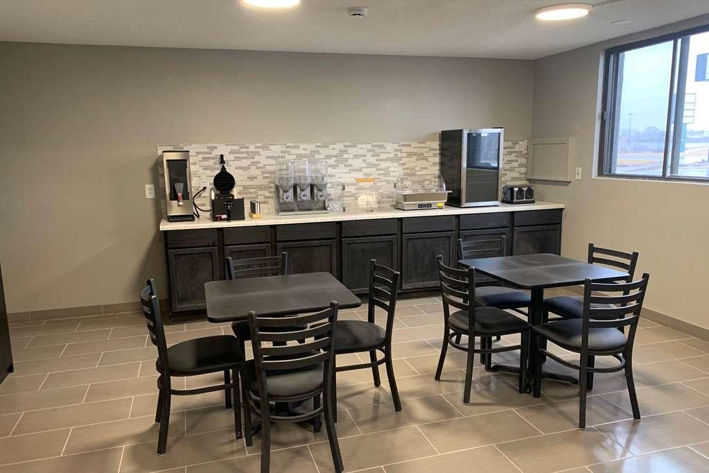 Super 8 By Wyndham Kirksville-University Area Facilities photo